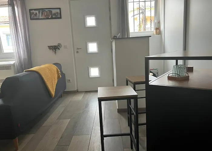 Adorable Maison Dans Le بيت للعطل *